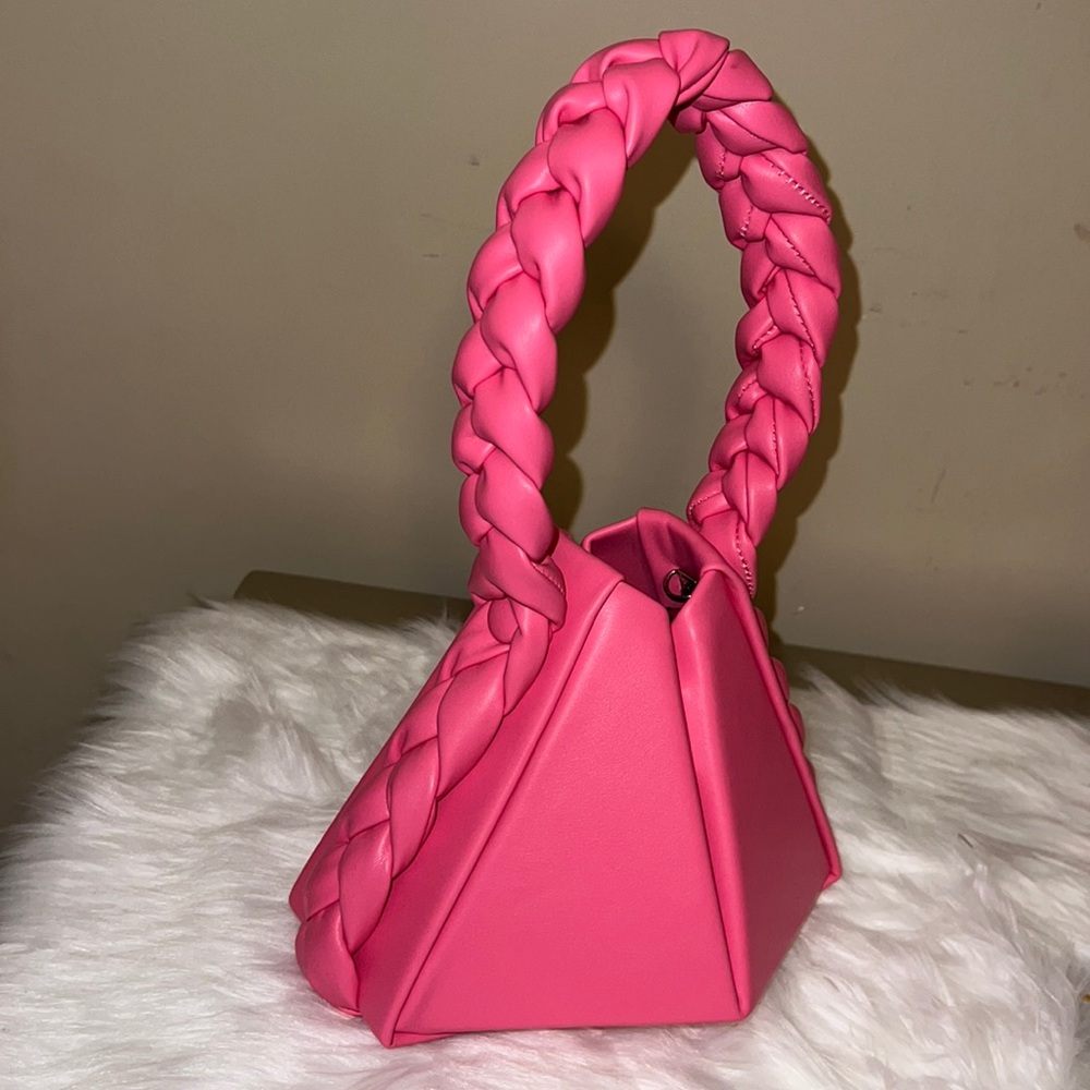 Pink diamond shaped purse